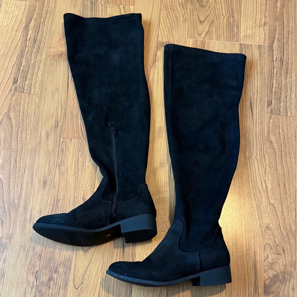 Black Suede Knee-High Women's Boots Size 6